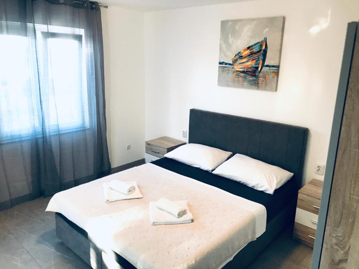 Apartments Lopac Jadranovo Kültér fotó