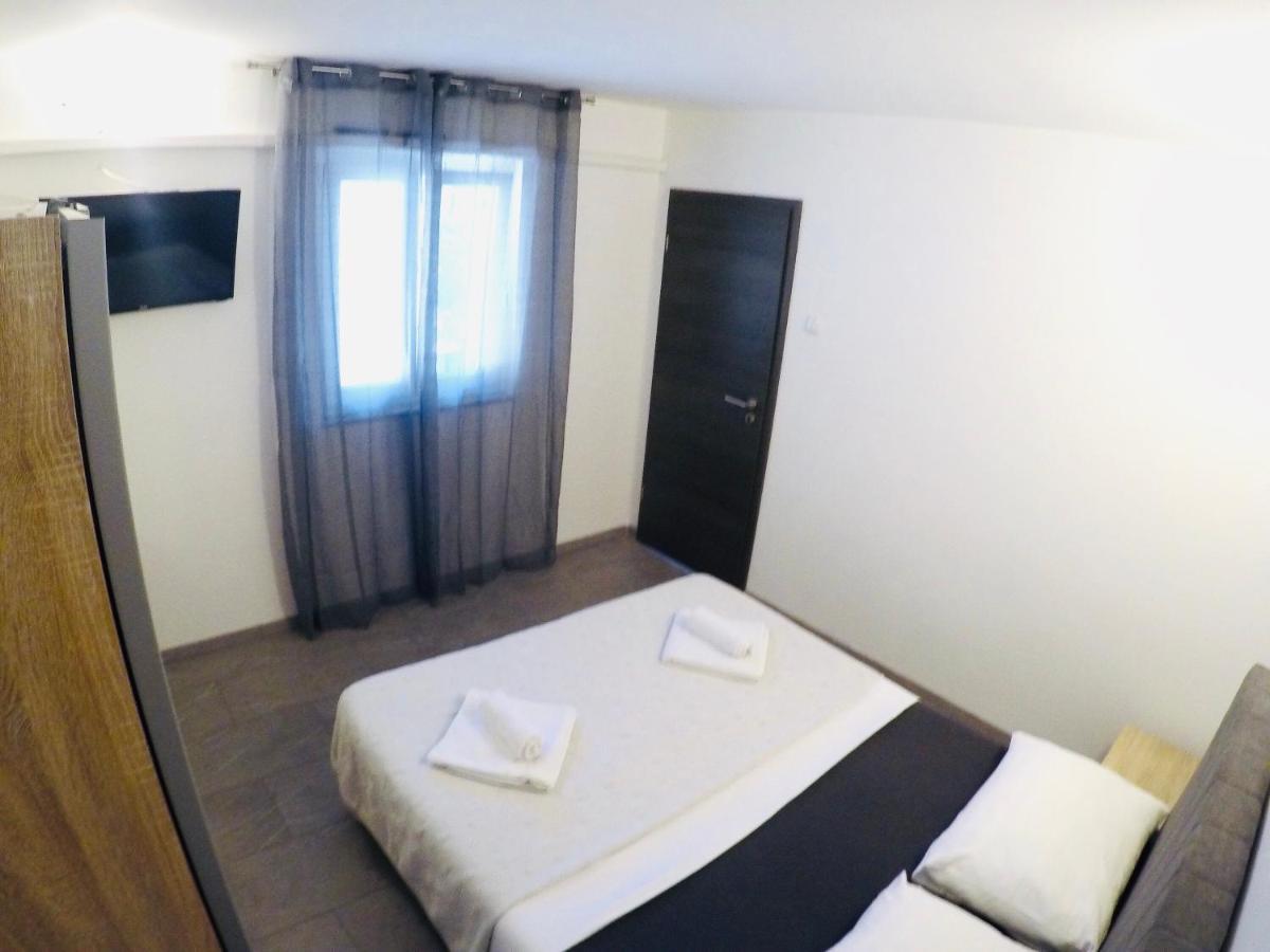 Apartments Lopac Jadranovo Kültér fotó