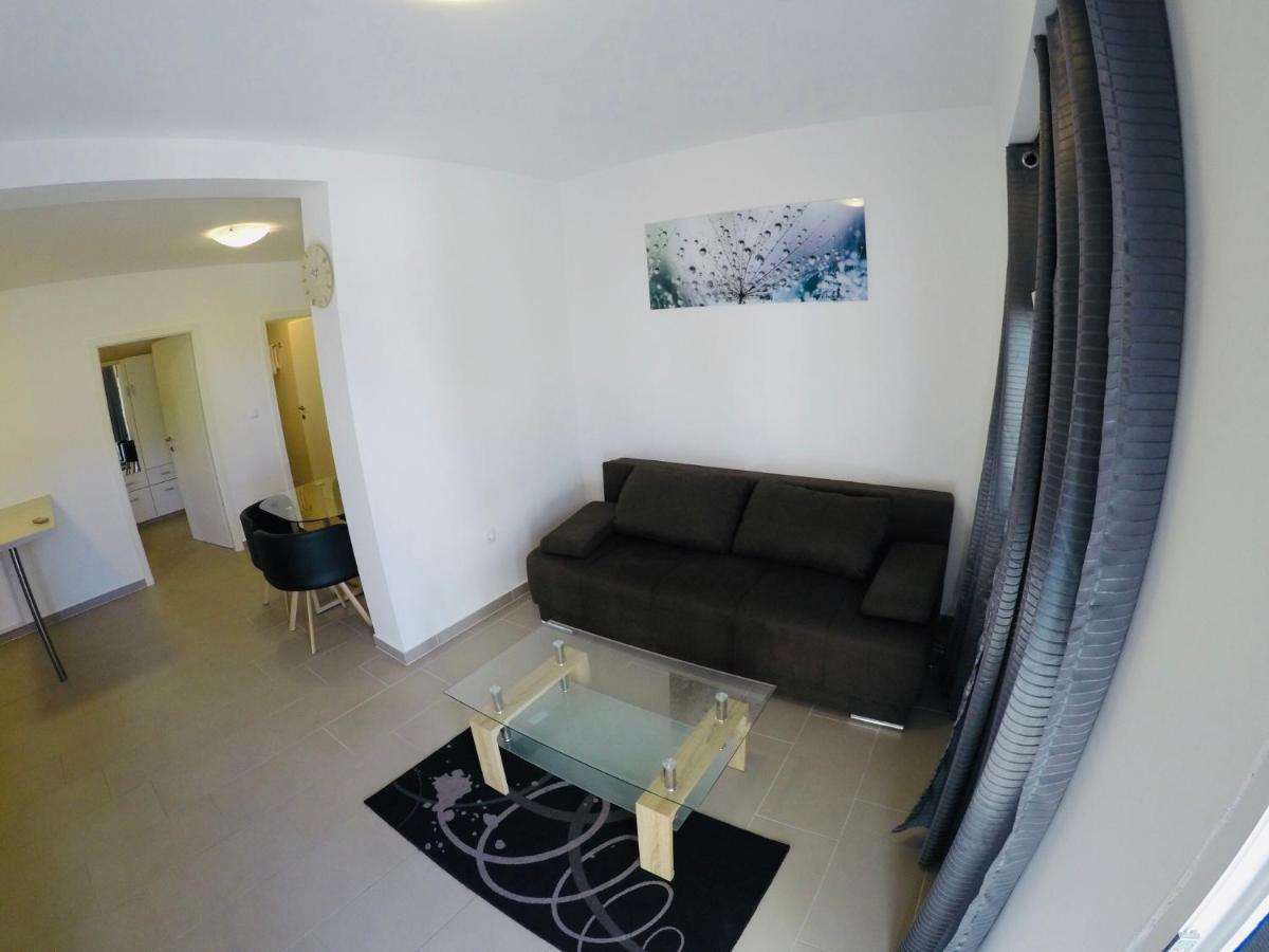 Apartments Lopac Jadranovo Kültér fotó
