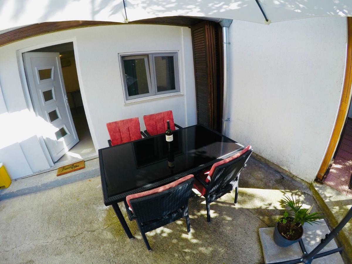 Apartments Lopac Jadranovo Kültér fotó